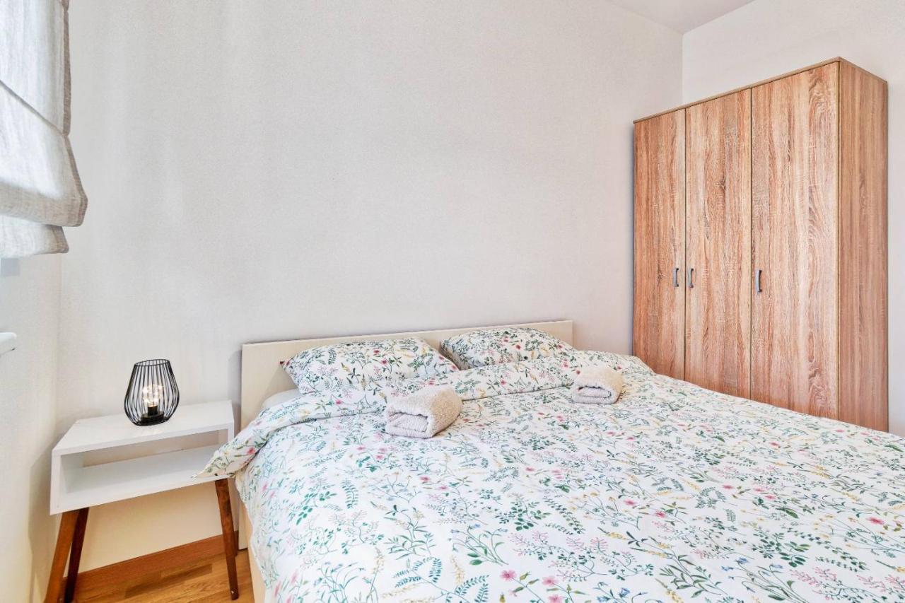 Goldenboy Apartments, באניה לוקה מראה חיצוני תמונה