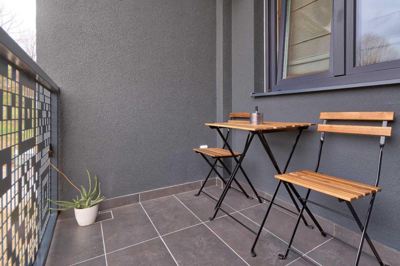 Goldenboy Apartments, באניה לוקה מראה חיצוני תמונה